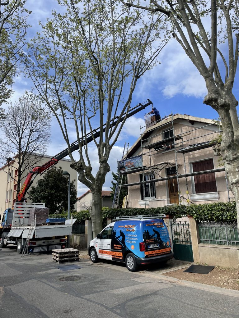 Couvreur Bron, Couvreur Matray